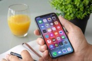 iPhone充电却电量减少的原因（探究iPhone充电时电量逆流的原因及解决方法）