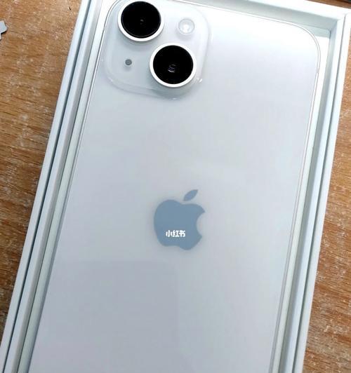 《iPhone14来电闪光灯开启方法全攻略》（一键开启，让你不再错过重要电话）