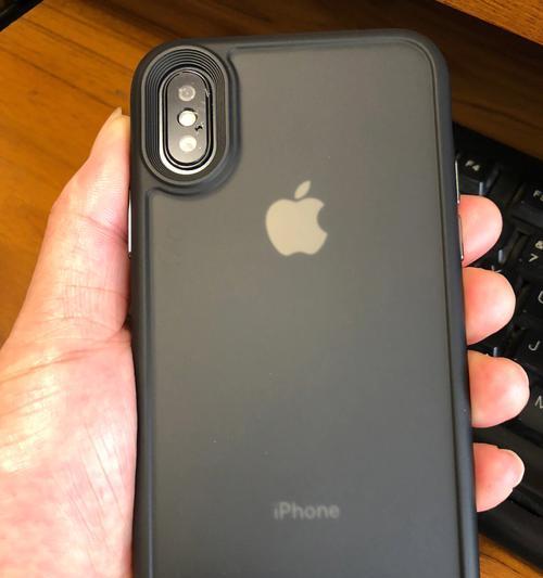 iPhoneX的优缺点分析（全面屏设计带来新体验，但续航能力有待改进）