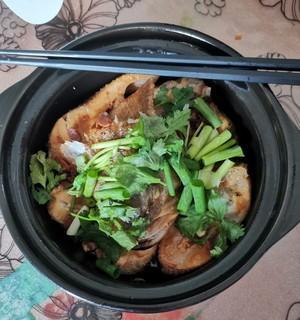 家常炖鲈鱼，营养美味又简单（健康饮食）