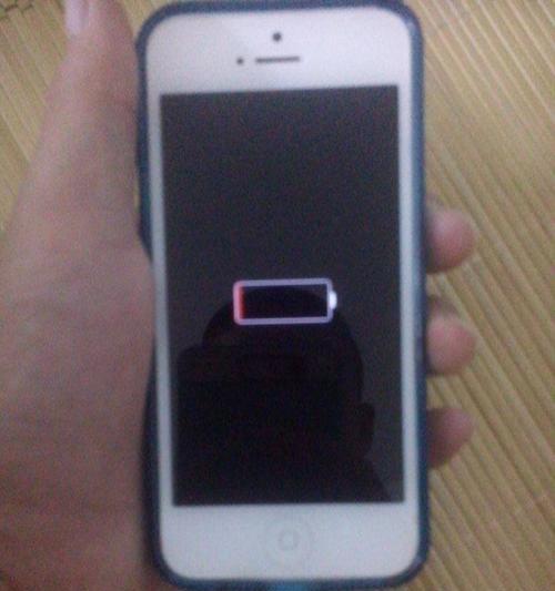 iPhone无法开机关机的处理方法（解决iPhone无法正常开机或关机的实用技巧）